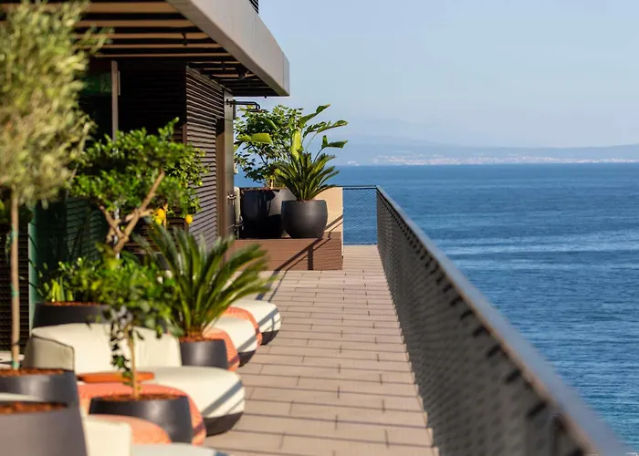 Keight Opatija, Curio Collection By Hilton אופטיה