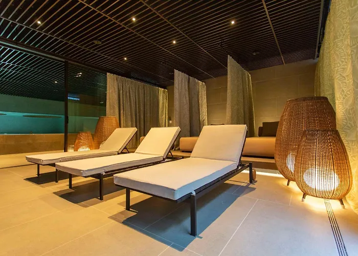 Keight Opatija, Curio Collection By Hilton מלון