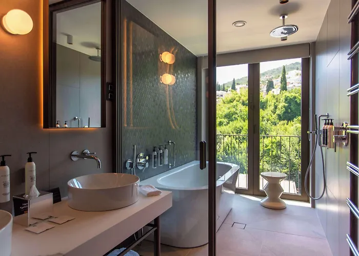Keight Opatija, Curio Collection By Hilton 5* אופטיה