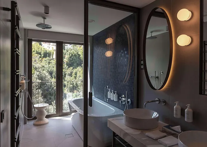 מלון Keight Opatija, Curio Collection By Hilton אופטיה