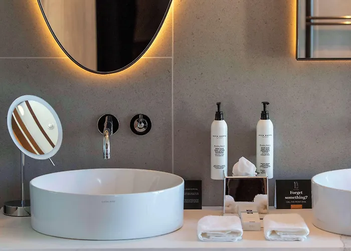 מלון Keight Opatija, Curio Collection By Hilton
